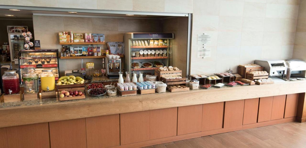 Holiday Inn Express - Puerto Montt - Patagonia Eksteriør billede